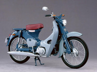 ホンダ スーパーカブ50周年 特別展示 10月21日から 画像