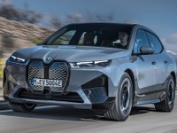 BMW iX に頂点「xDrive50」、523馬力ツインモーター… IAAモビリティ2021に展示へ 画像