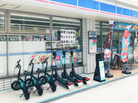 ローソン4店舗、電動キックボードのシェアポート導入…大阪のコンビニでは初 画像