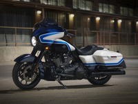 ハーレー ストリートグライドスペシャル、世界500台限定のカスタムペイント仕様を抽選販売 画像