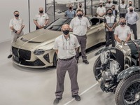 ベントレー『マリナー・バカラル』、ハンドビルドで最初の1台が完成…世界限定12台 画像