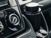 ハンドジェルもスタイリッシュに、熱対策もバッチリな車載用アルコール消毒・除菌液ボトル 画像