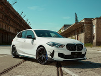 BMW 1シリーズ、Mパフォーマンスパーツでドレスアップしたオンライン限定モデル発売へ 画像