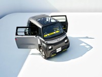 シトロエンの2シーターEV、『アミ』のオペル版…『ロックスe』を欧州発表 画像