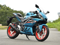 【ヤマハ YZF-R3 シアン】若者に人気！毎日乗れるスーパーバイク［詳細画像］ 画像