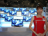 【CEATEC08】写真蔵…東芝ブース照明のCO2削減 画像