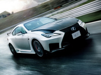 レクサス RC F、高性能仕様「パフォーマンスパッケージ」に専用内装色を設定 画像