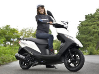 【スズキ アドレス125 試乗】シンプルで低価格、セカンドバイクに最高！…小鳥遊レイラ 画像