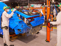 ホンダ シビック 新型、生産開始…米で初めてハッチバック組み立て 画像
