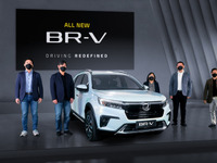 ホンダ、3列シートの小型SUV『BR-V』新型を発表…インドネシア 画像