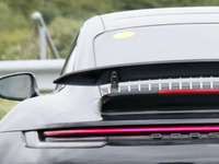 「歴代最高の911になる」ポルシェ 911ターボ 初のハイブリッドは700馬力!? 画像