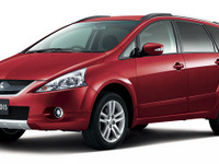 【おいしい中古車】三菱 グランディス…スライドドアではない 画像