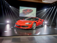 V6エンジン+電気モーターを搭載、フェラーリの新世代マシン『296GTB』を日本初公開 画像