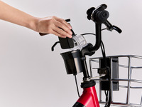モバイルバッテリーを電動アシスト自転車のサブ電源に、ホンダが開発 画像