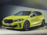 BMW 1シリーズ の頂点「M135i」が改良、足回りを強化…欧州発表 画像