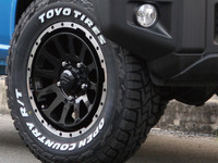 スポーティさと重厚感の融合、ジムニー専用16インチアルミ登場…旧型にも対応 画像