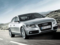 【アウディ A4 試乗】ところがドッコイ…竹岡圭 画像