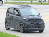日産＆三菱の軽EV、車名は『サクラ』に!? 市販モデルの実車をスクープ 画像