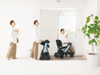 折りたためる電動車いす『WHILLモデルF』がCES 2022で受賞---アクセシビリティ 画像