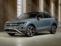 VW Tロック に改良新型、表情変化…欧州発表 画像