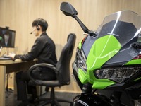 カワサキプラザネットワーク、オンライン購入でのサービス協力店納車を開始 画像
