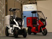 新型4輪EVアイディア『AA-i』、自動運転や遠隔操作も開発中…EVバイクコレクション2021 画像
