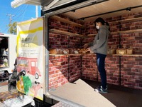 名店のパンがお家近くに集結、移動型パン屋「マルシェベーカリー」始動 画像