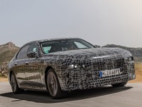 BMW『i7』、大型EVサルーンが耐熱テスト…2022年デビューへ 画像