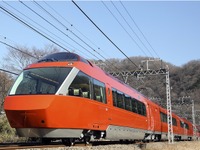 箱根への減便が目立つ特急ロマンスカー…江ノ島線は藤沢で系統分離　小田急2022年3月ダイヤ改正 画像