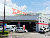 大阪を盛り上げる巨大工場…ミツイオートサービス 画像
