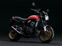 カワサキ『Z900RS』Z誕生50周年記念モデル登場、火の玉カラー＆ゴールドホイール 画像
