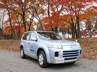 日産、日光市に燃料電池車を納車 画像