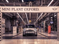 英国電動車生産が3割増、EVは72％増　2021年 画像