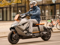 BMWの新世代電動スクーター、『CE 04』…2022年前半欧州発売へ 画像