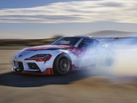 ［13秒でわかる！］自動運転でドリフトするトヨタ スープラ 画像