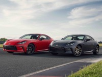 トヨタ GR 86 とスバル BRZ、「2022ワールドパフォーマンスカー」第2次選考に…日本車唯一 画像