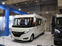 ストレージに軽キャンパーキットがまるまる入る？ メルセデス・ハイマー…ジャパンキャンピングカーショー2022 画像