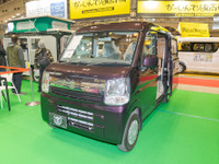 リアルウッド内装の軽キャンパー、家具職人がこだわった…ジャパンキャンピングカーショー2022 画像