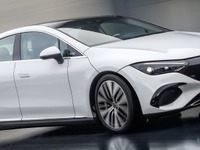 メルセデスAMG、Eクラス のEV『EQE』を高性能化　2月16日モデル発表 画像