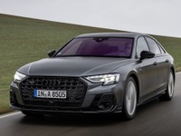 アウディ A8 改良新型、新シングルフレームグリル採用…欧州発売 画像