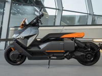 BMWモトラッド、電動スクーター『CE 04』などを展示予定…東京・大阪・名古屋モーターサイクルショー2022 画像