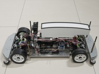 日産「e-4ORCE ラジコンカー」公開…アリアの4輪制御を移植 画像