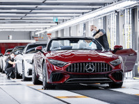 世界の自動車企業の純利益、独メルセデス首位に浮上、トヨタ2位に後退［新聞ウォッチ］ 画像