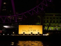 ロータス初の電動SUV、車名は『エレトレ』に　3月29日実車発表予定 画像