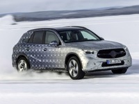 メルセデスベンツ GLC 次期型、今秋発表へ…プロトタイプの写真 画像