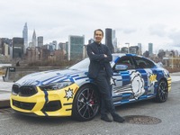 BMW 8シリーズ のアートカー、47万5000ドルで落札…世界限定99台の1台 画像