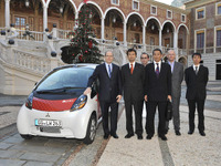 三菱 i MiEV…モナコでアルベール2世公殿下が試乗 画像