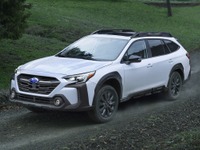 スバル アウトバック 改良新型、グリル大型化…ニューヨークモーターショー2022 画像