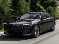 BMW 7シリーズ 新型、ハイエンドセダンに新しい表情を…欧州発表 画像
