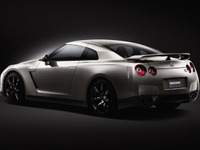 新型 GT-R レンタルを関西でも開始…オリックス自動車 画像